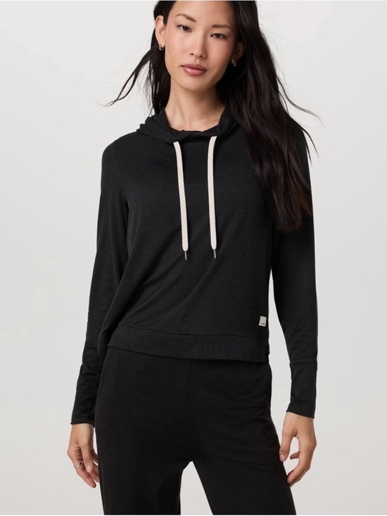 Vuori Tops - Vuori Half Zip Crop Fit Hoodie Heathered Black